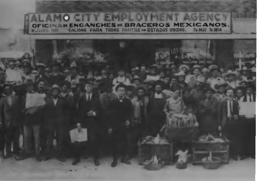 Mexican workers in San Antonio, Texas, 1924